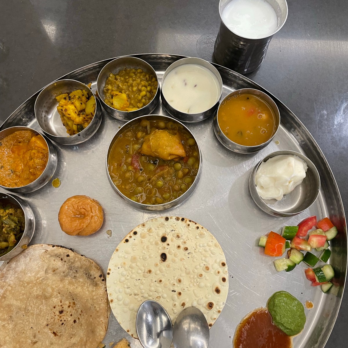 Guj Thali